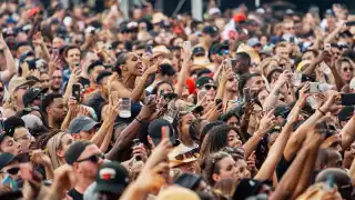 Toronto's Festival of Beer | A lively crowd with lots of people at Toronto's Festival of Beer