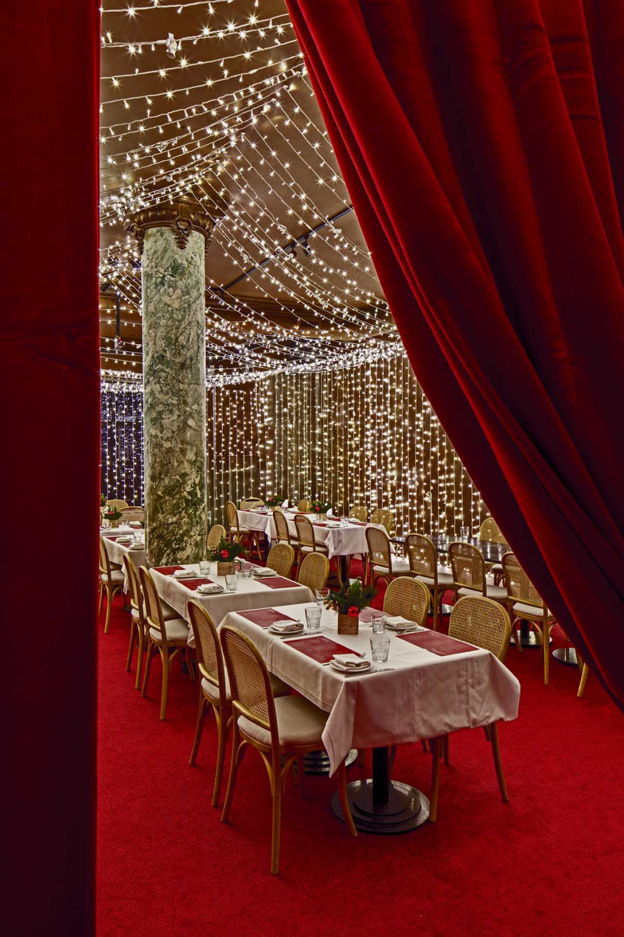 Best Christmas bars and markets in Toronto | Twinkly lights and velvet interiors at Melody's at Gladstone House