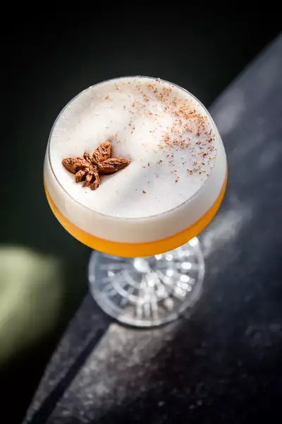 Chai Cloud cocktail at Harriet's Rooftop in Toronto