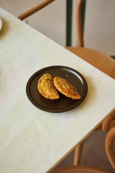 New restaurants Toronto | Taberna Lx