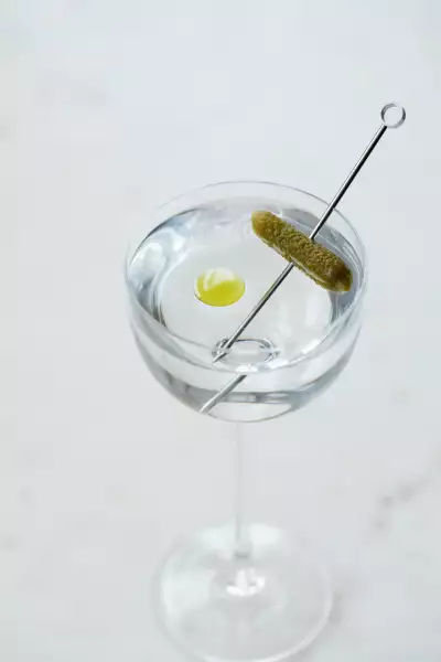 The best bars in Toronto | The Cornichon cocktail at Bar Pompette