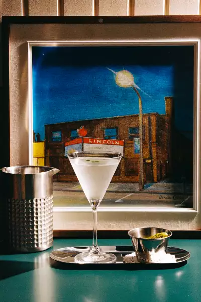 Best Ontario restaurants | The Wet Bandit Martini cocktail at Les Incompetents in St. Catherines