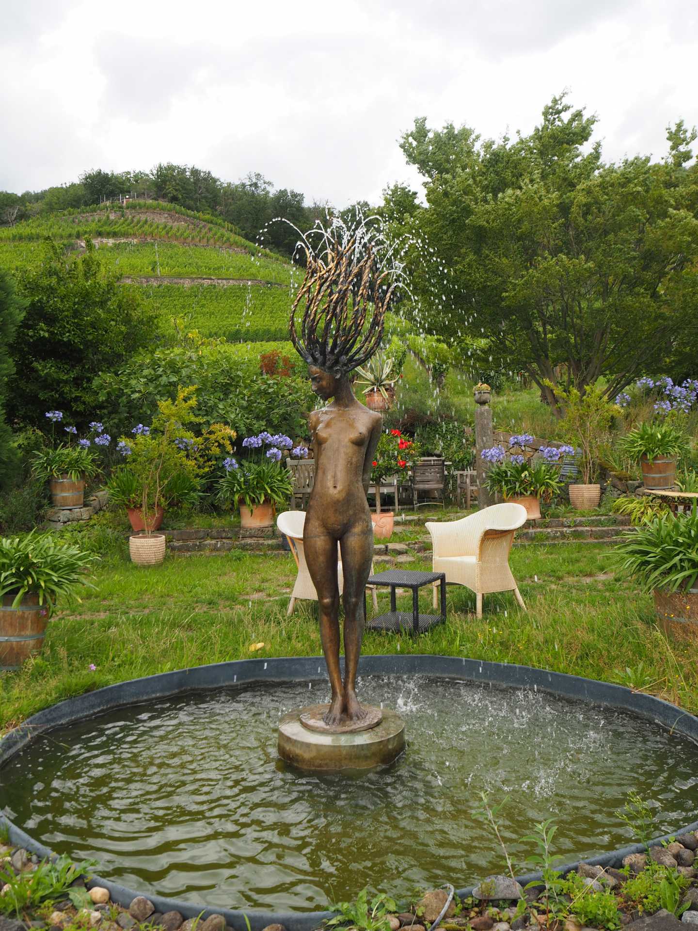 A bronze statue at Weingut Klaus Zimmerling A bronze statue at Weingut Klaus Zimmerling