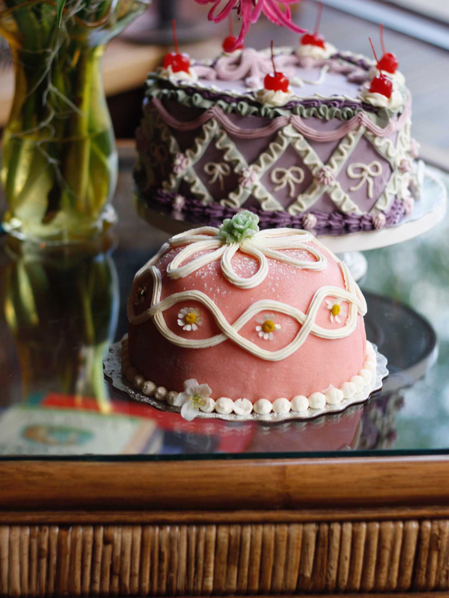 The best cafes in Toronto | An ornately decorated pastry at Coco's neighbourhood coffee shop