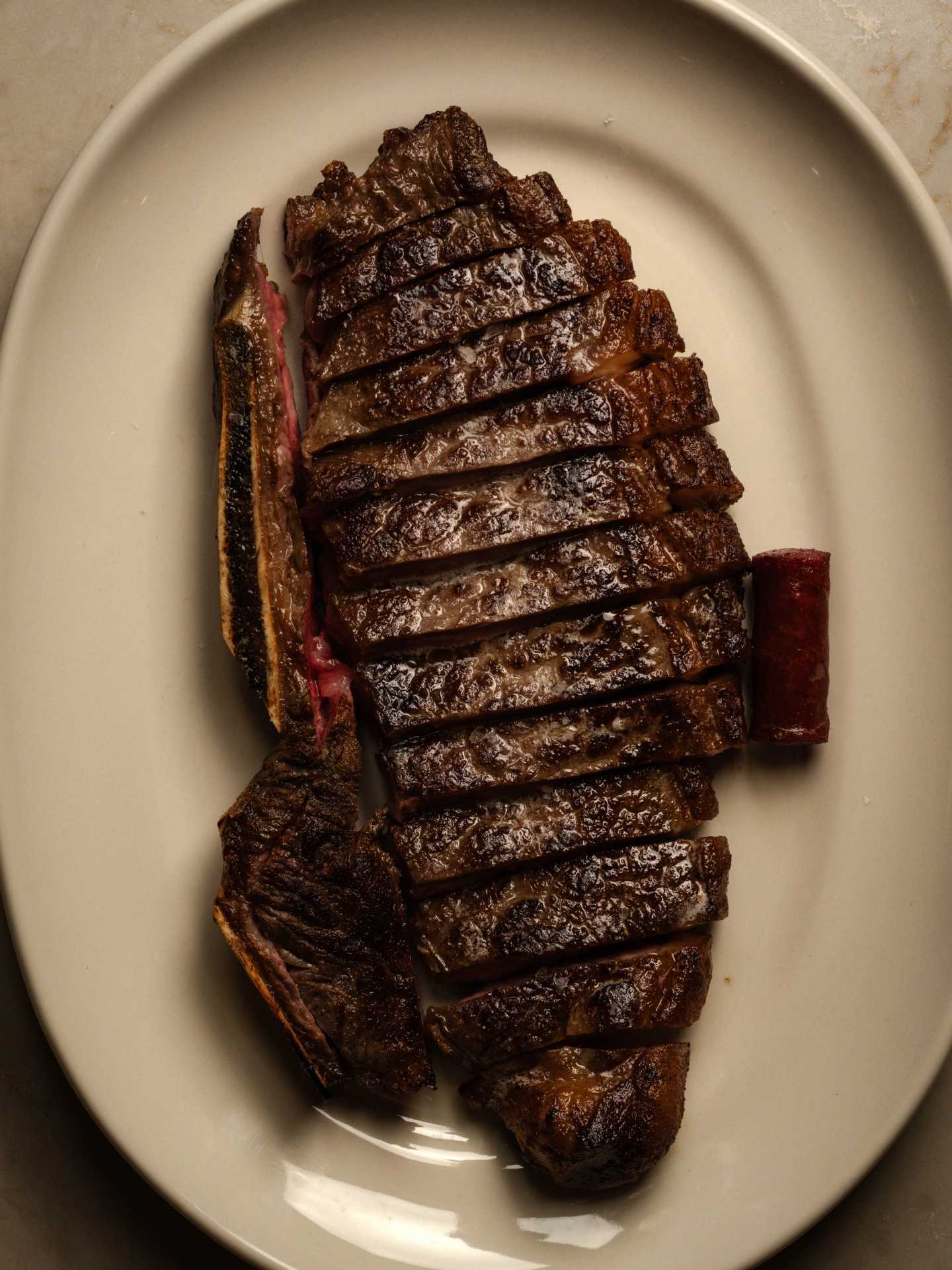 New restaurants Toronto | A cut of steak at Linny's
