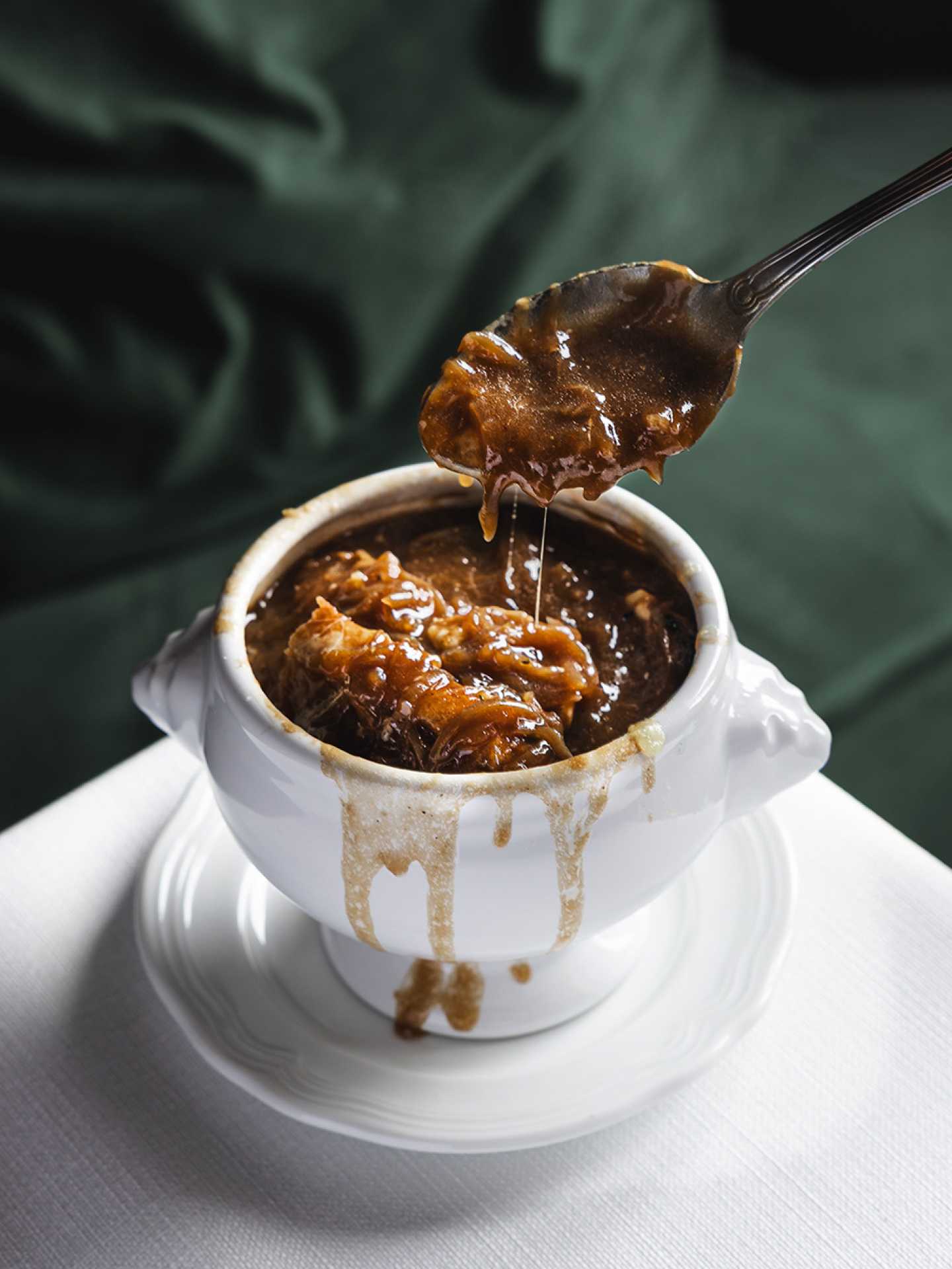 New restaurants Toronto | French onion soup at Convivium