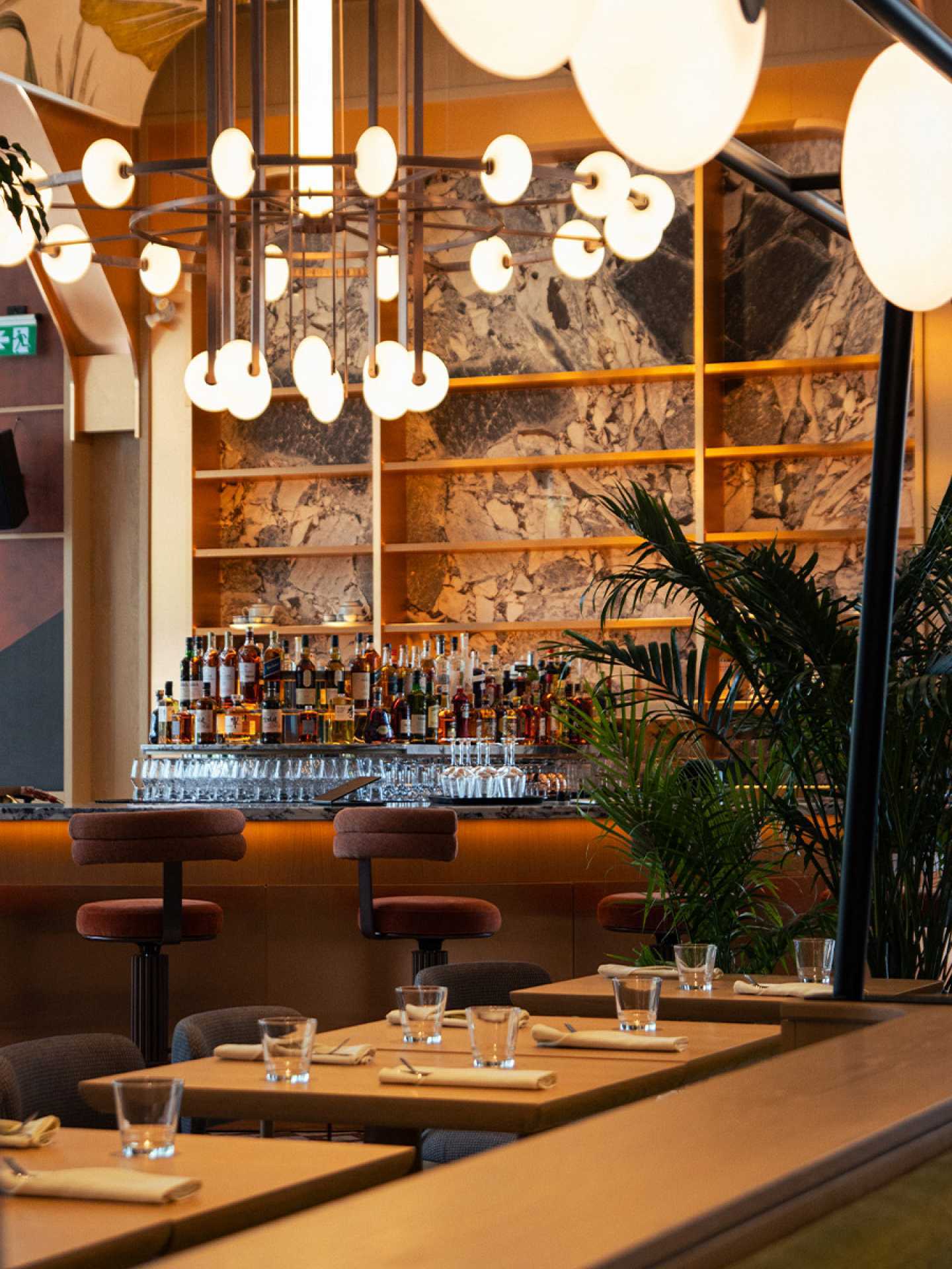 Best bars for before and after a Blue Jays game | Queens Harbour