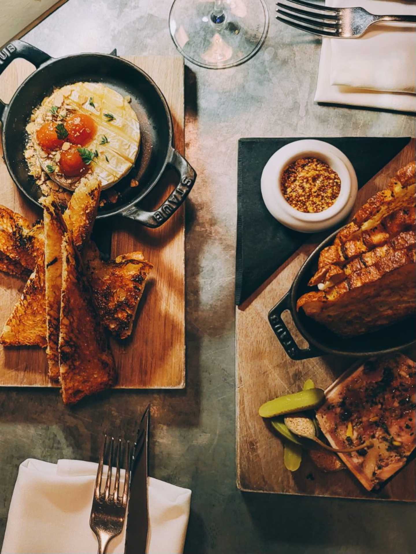 Romantic restaurants in Toronto | Neverland