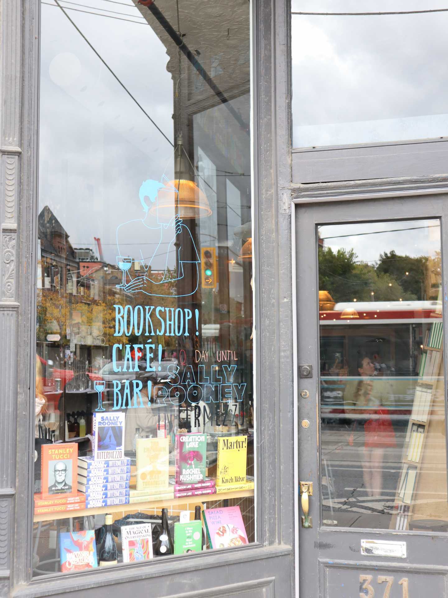 Romantic restaurants in Toronto | Neverland