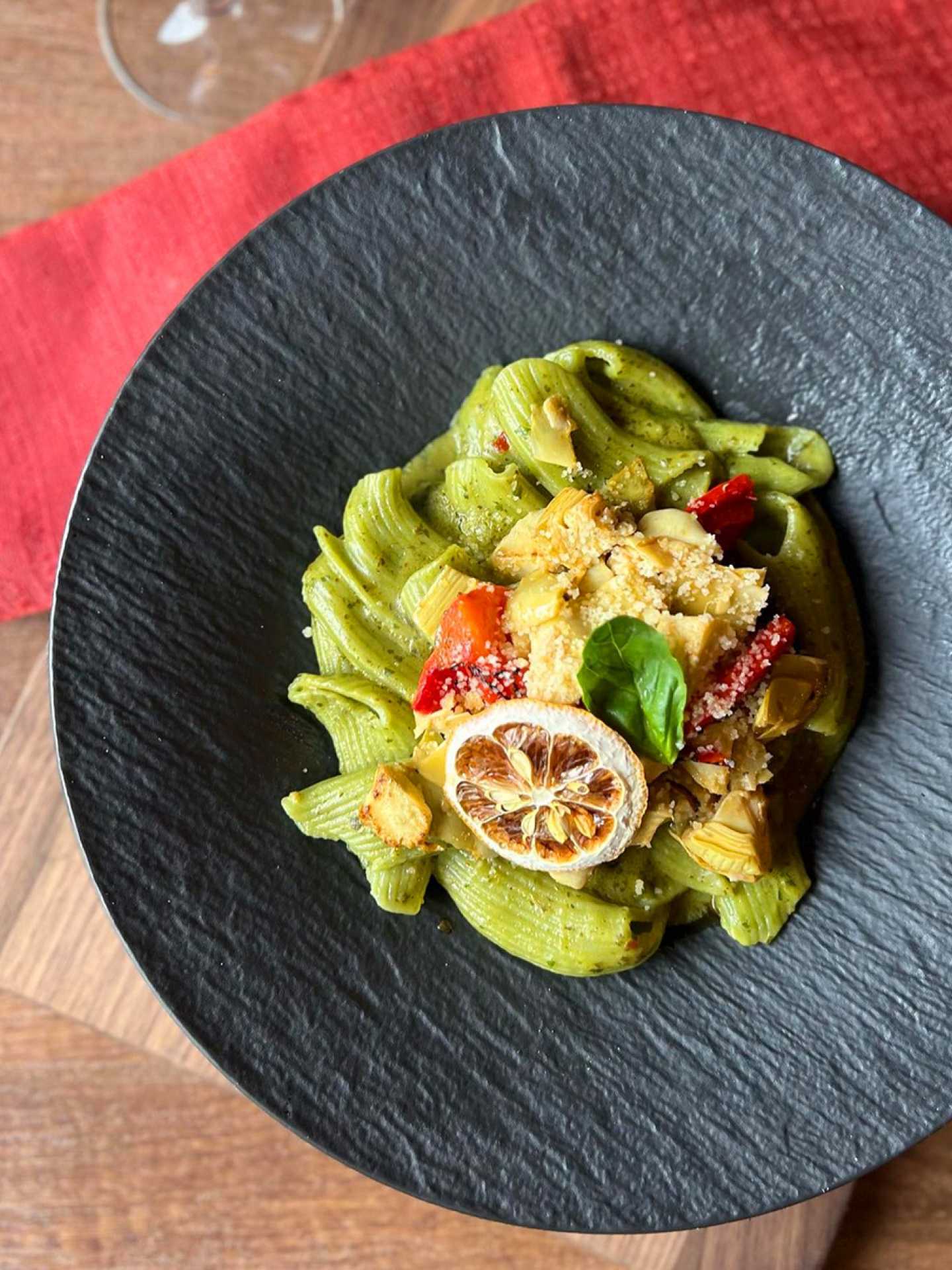 The best vegan restaurants in Toronto | Green pasta at Bellona