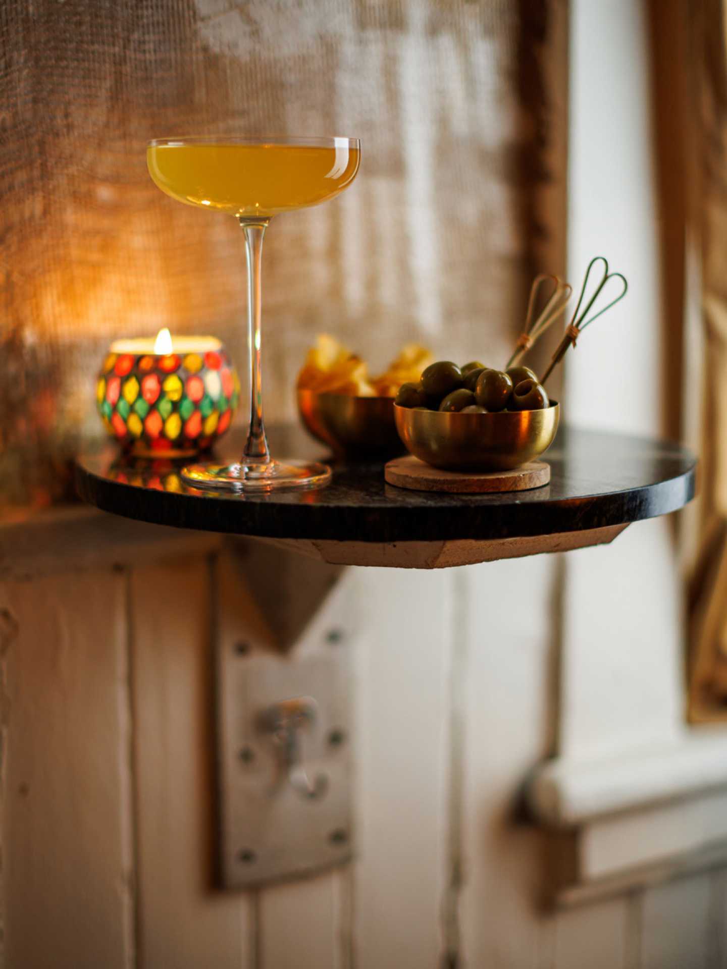 The best bars in Toronto | A cocktail and olives at Gift Shop