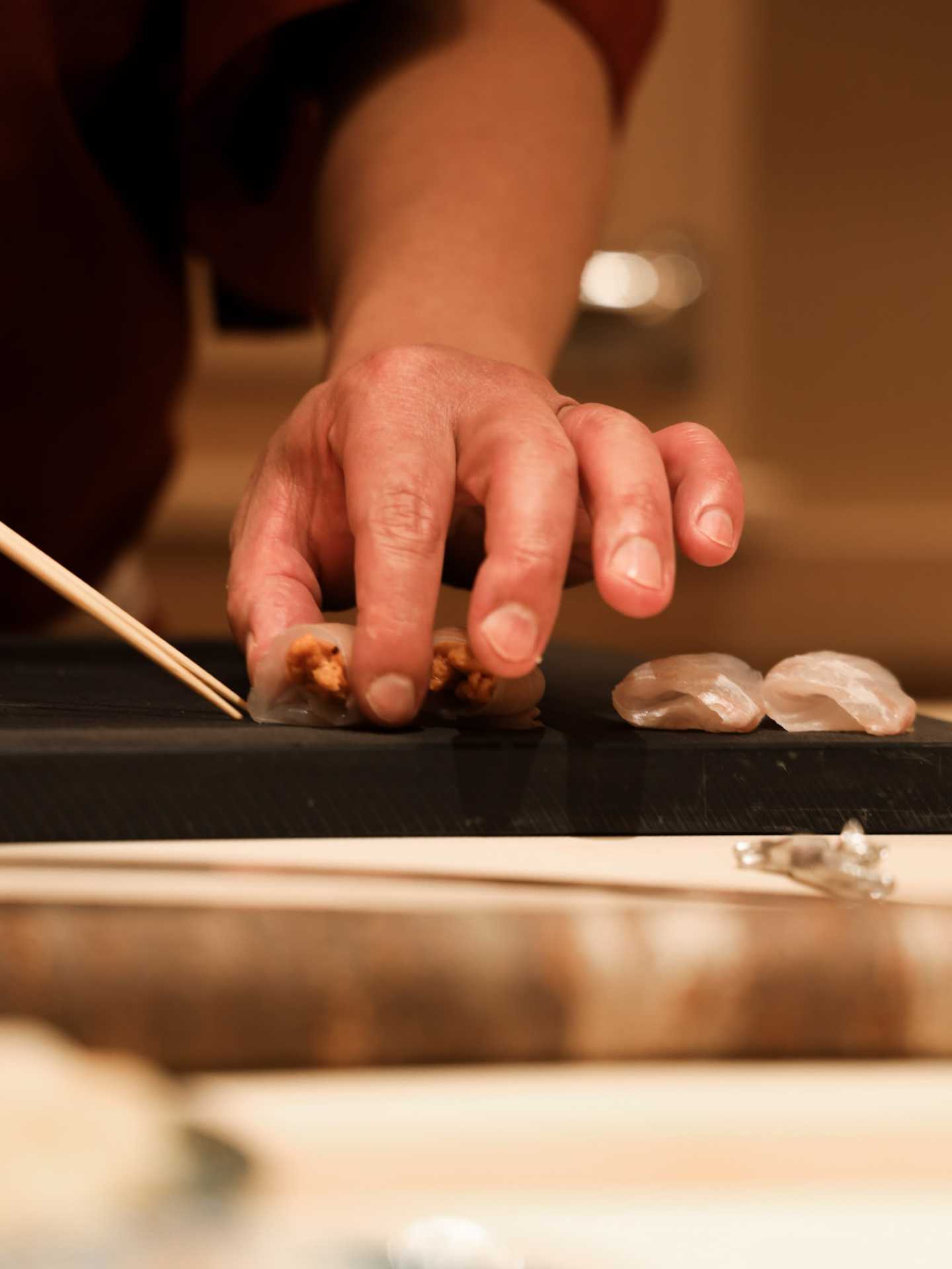 Best restaurants Toronto | Preparing sushi at Sushi Kiwami