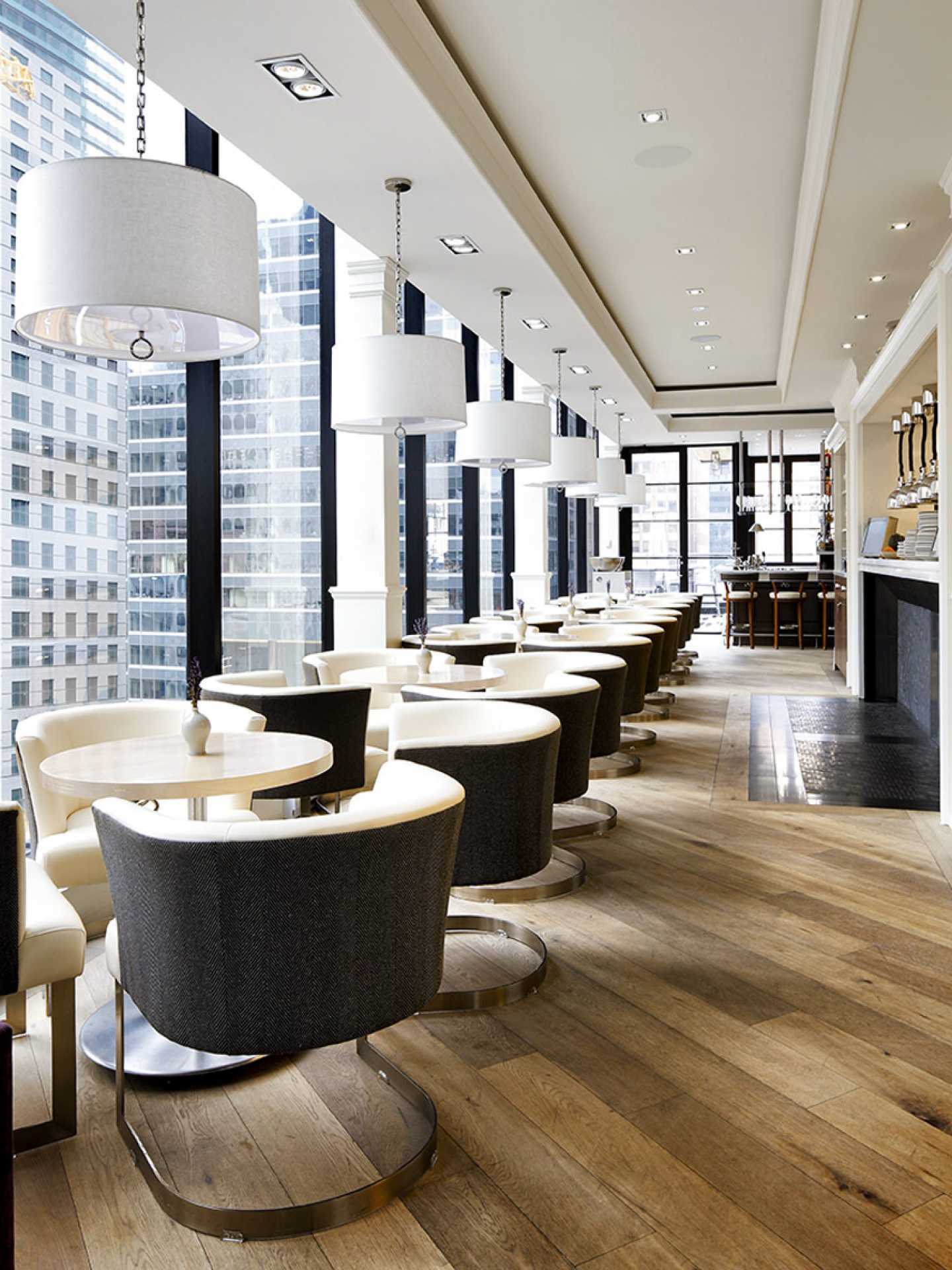 Best restaurants in Toronto | Seating inside The Chase