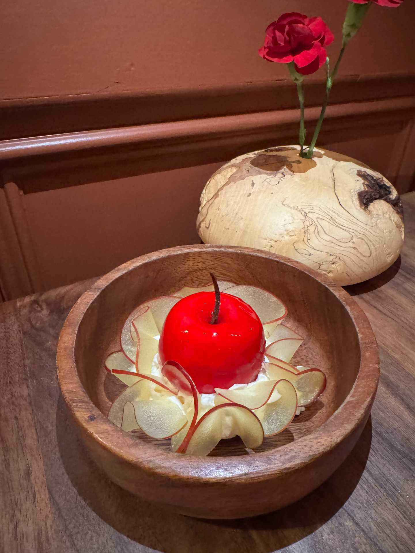 An apple pie dessert at Radici Project