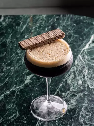 New restaurants Toronto | Jade Yorkville's Bonjour and Goodnight cocktail
