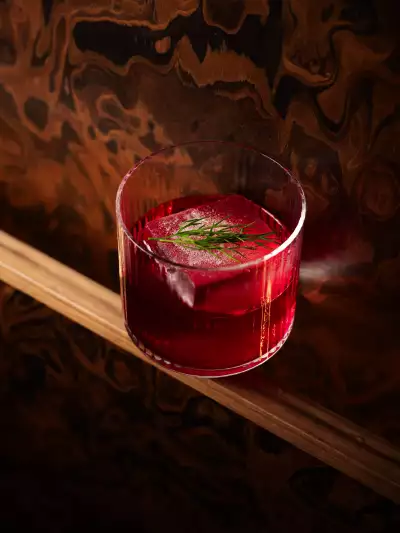 New restaurants Toronto | A house cocktail at Linny's