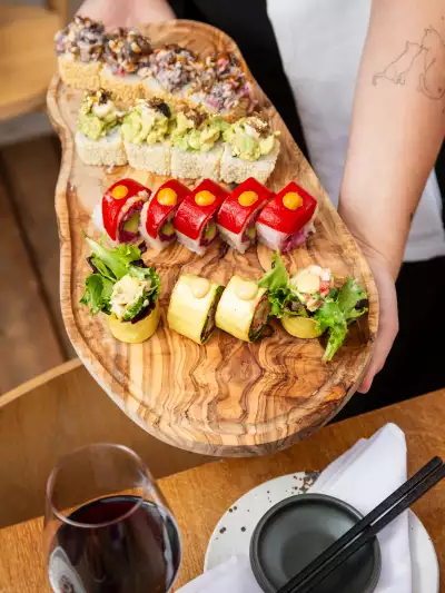 Best vegan restaurants Toronto | A platter of colourful vegan rolls at Sushi Momo
