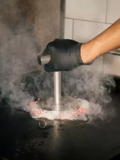 New restaurants Toronto | Searing a smash burger at Bindi's Burgers in Toronto