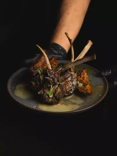 New restaurants Toronto | A protein main at Petros82