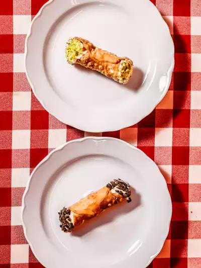 New Toronto restaurants | Primadonna at Portland Square