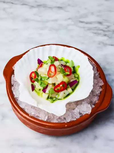 Scallop tartare at Arlo Wine & Restaurant in Ottawa