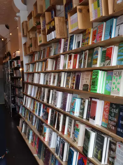 Romantic restaurants in Toronto | Book shelves at Neverland