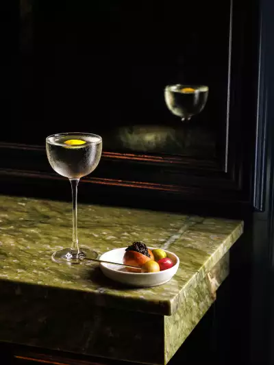 Romantic restaurants in Toronto | The Birdbath Martini at Library Bar