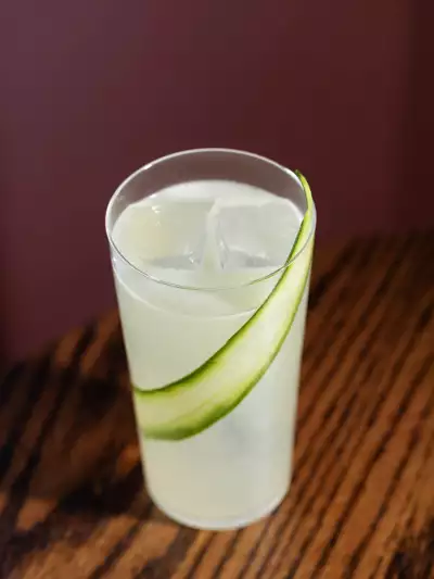 Green Beast cocktail at Bar Allegro