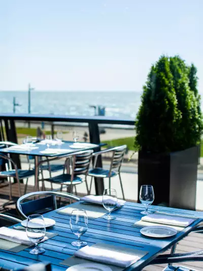 Best Ontario restaurants | The patio at Spencer's at the Waterfront