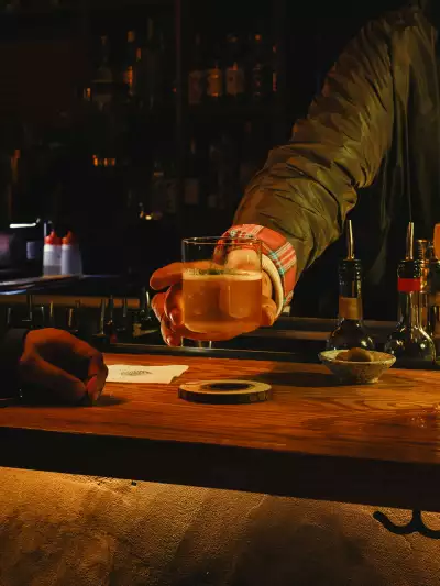 Best caf&eacute;s and coffee shops in Toronto | A cocktail at 915 Dupont