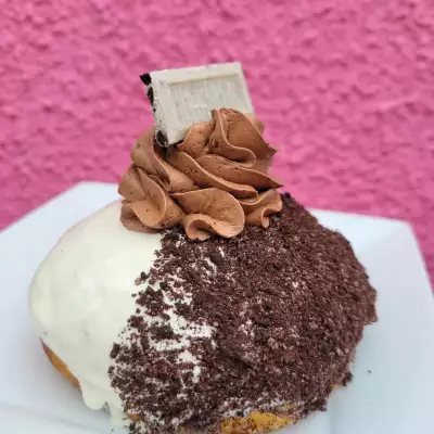 Best doughnuts in Toronto | Hershey's cookies and cream doughnut from Unholy Donuts