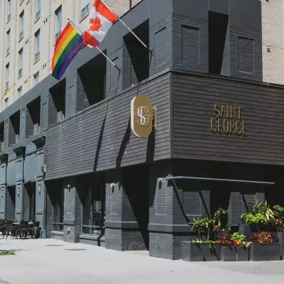 Foodie gift ideas | Outside the Kimpton Saint George hotel