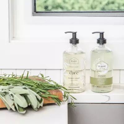 Christmas gift ideas for foodies | The Bare Home Dish Soap and Hand Soap