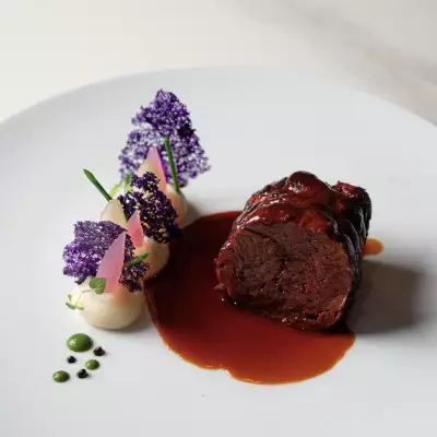 A meat dish at Don Alfonso 1890
