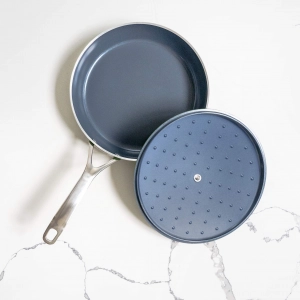 Gift guide | Kilne Everything Pan Gift guide | Kilne Everything Pan