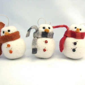 Foodie gift ideas | Amber Goes Green Snowman Ornament Foodie gift ideas | Amber Goes Green Snowman Ornament