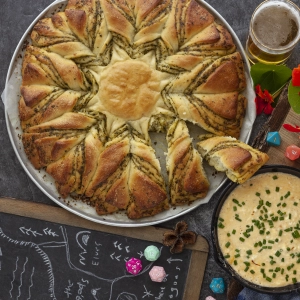 Summer recipes for dinner | Nasturtium Star Tear-and-Share Bread