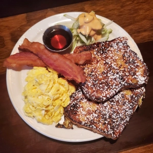 The best brunch in Toronto | Bacon with french toast and eggs