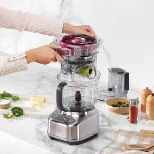 A home cook setting up Breville's Paradice Food Processor A home cook setting up Breville's Paradice Food Processor