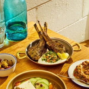 Paid&aacute;kia at Mamakas Taverna