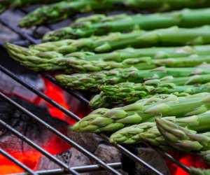 Uncle-Smoke-asparagus-salad