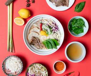 noods-flash-torontos-best-noodle-soup