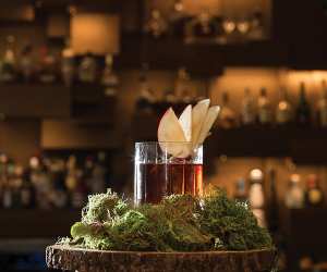 Applehattan cocktail recipe from the Shangri-La hotel in Toronto