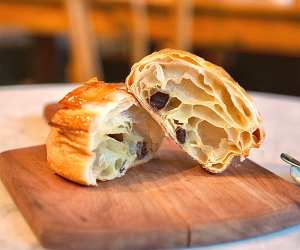 PORTA Italian meal delivery service | Inside a chocolate saccotino from PORTA