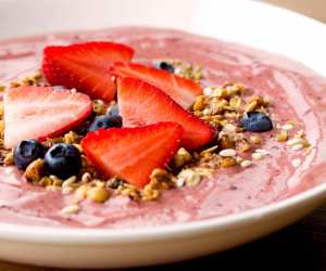 Fruit recipes | Beaumont Kitchen's Smoothie Bowl