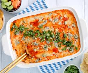 Finger food appetizers | Buffalo Chicken Blue Cheese Dip recipe