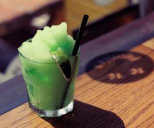 Best slushies Toronto | A lime slushy at Pennies