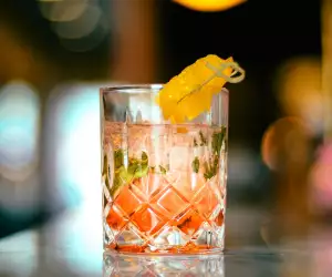 make-this-frankies-elderflower-negroni