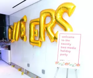 gallery-CN-Tower-holiday-party