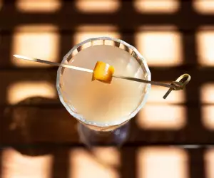 The Commoner Bar Room | Craft cocktails